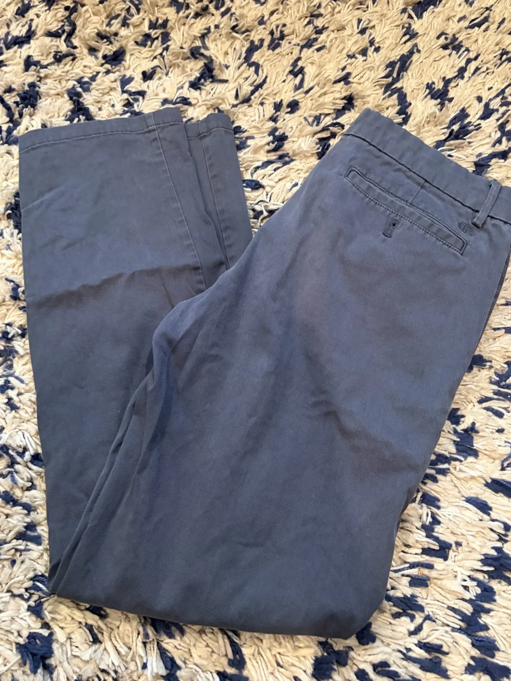 Banana Republic Men's Navy Blue Chinos 32 x 32